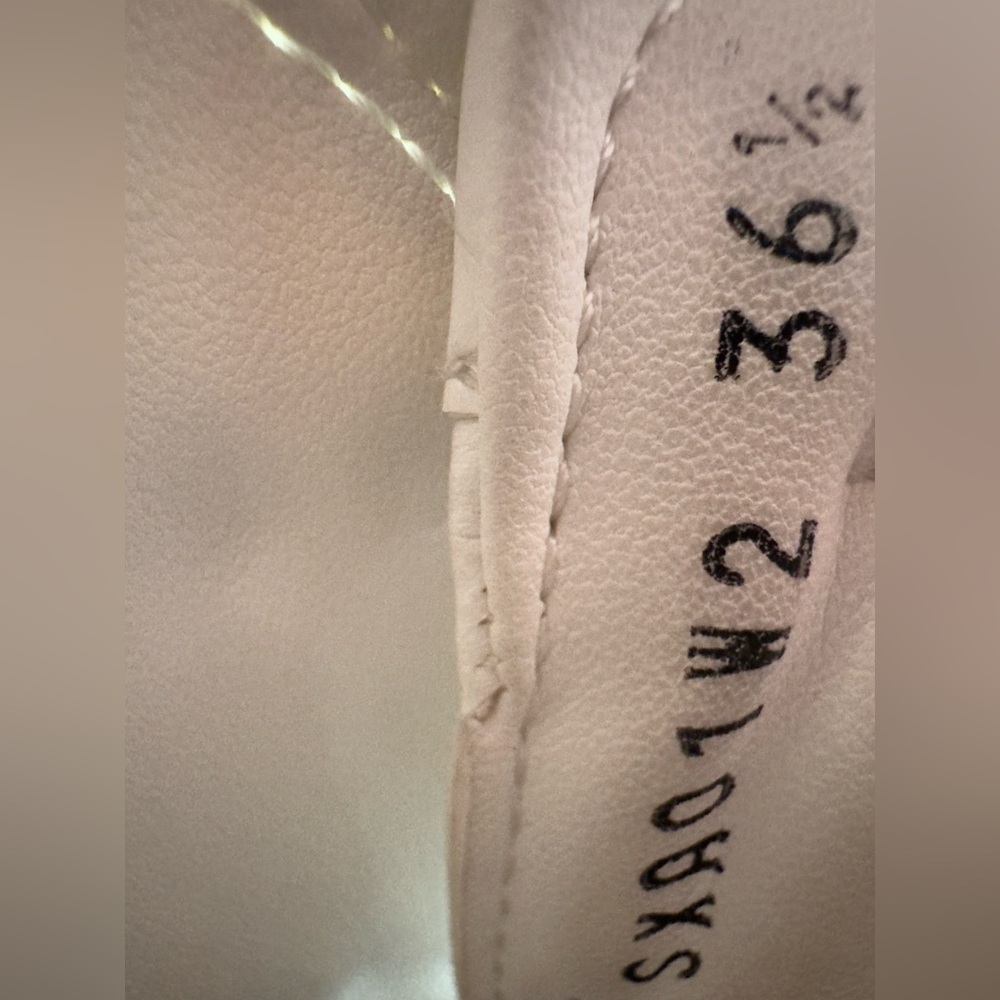 Valentino women’s White Sneakers - Picture 10 of 10